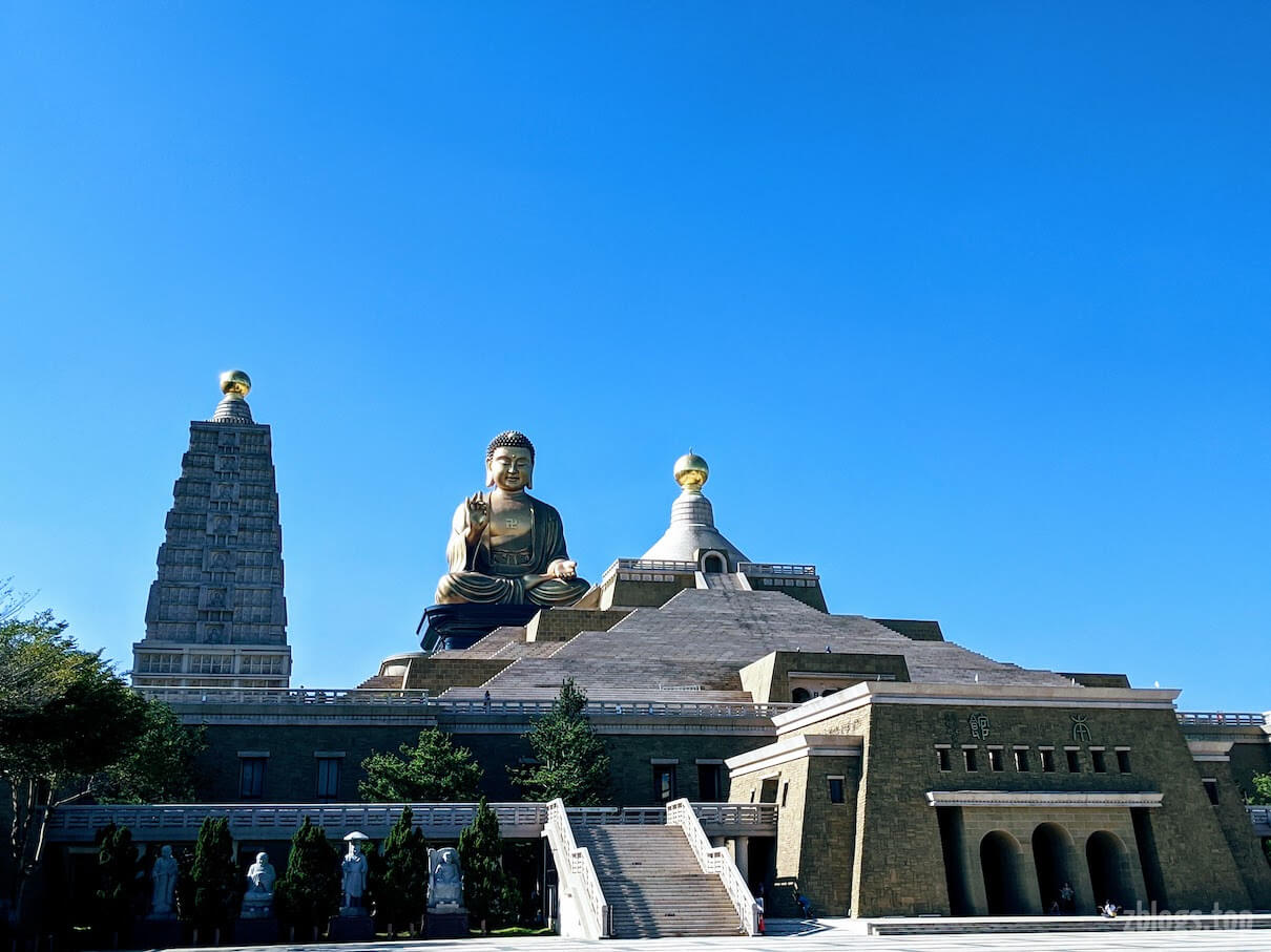佛光寺巨佛